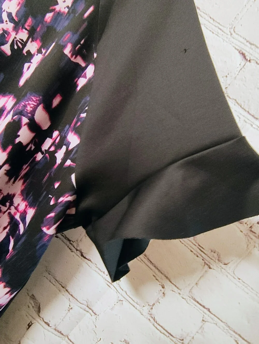 Livi Active Performance Liquid Floral Print Flutter Sleeve Top Tennis